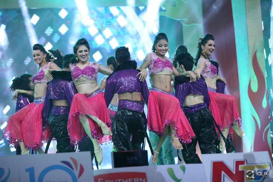 Bruce-Lee-Movie-Audio-Launch